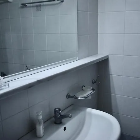 Eviaxl شقة Khrónia