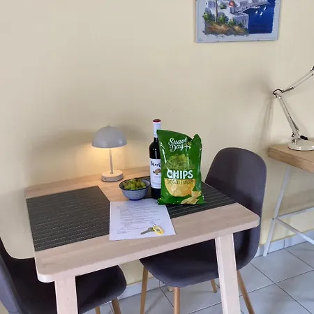 Eviaxl Appartement Khrónia