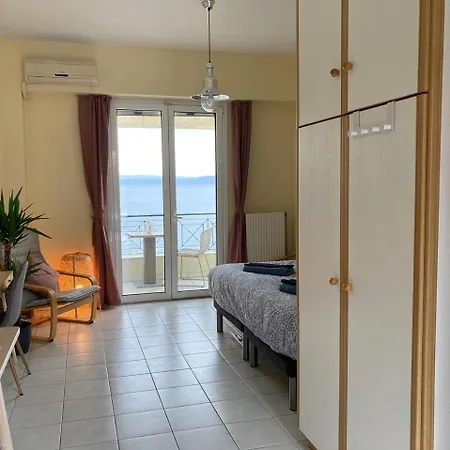 Eviaxl Apartment *